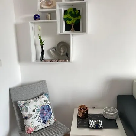 Art Marina Cape-private Host *