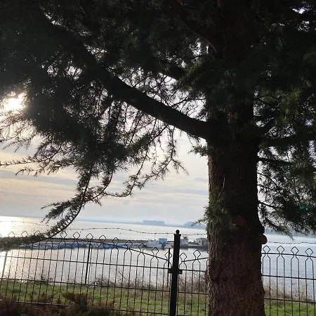 Апартамент Art Marina Cape-private Host