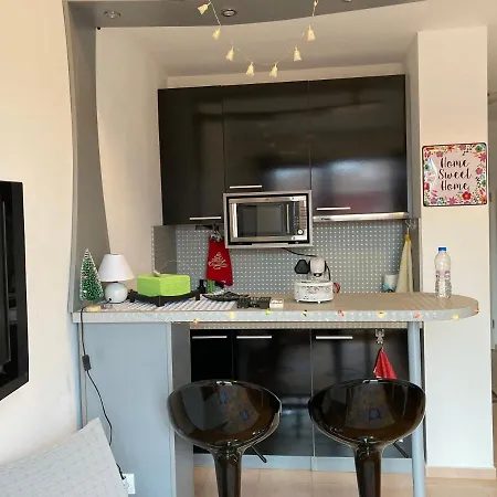 Art Marina Cape-private Host Апартамент