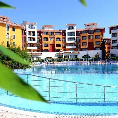 Art Marina Cape-private Host Равда