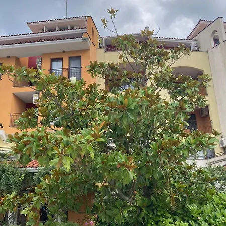 Art Marina Cape-private Host Равда