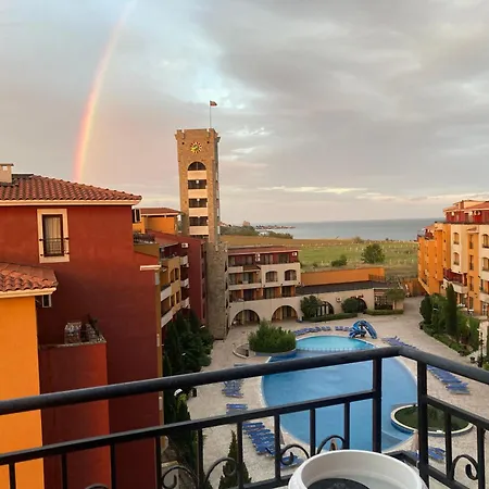 Art Marina Cape-private Host Равда