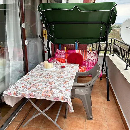 Апартамент Art Marina Cape-private Host Равда