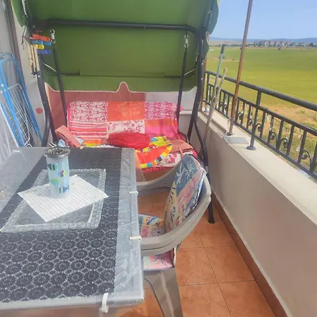 Art Marina Cape-private Host Апартамент *