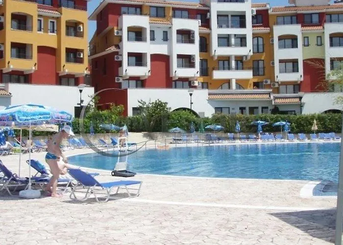 דירה Art Marina Cape-private Host רבדה