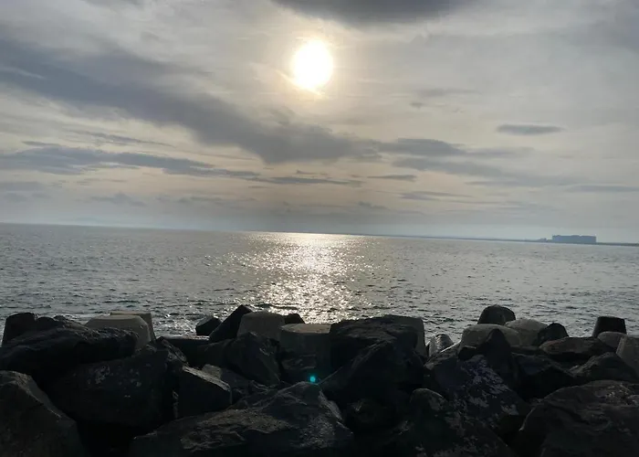 Art Marina Cape-private Host *