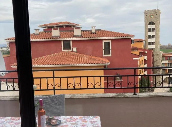 Art Marina Cape-private Host רבדה