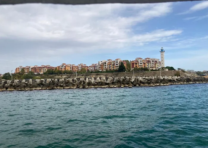 Art Marina Cape-private Host רבדה