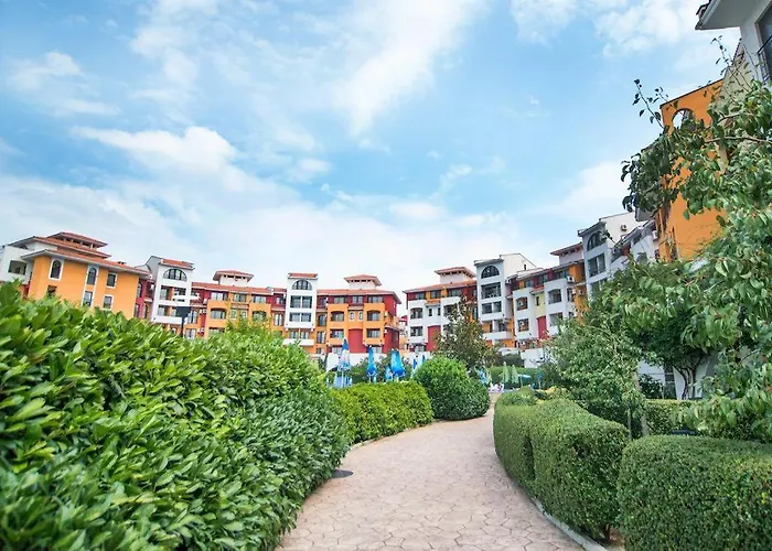 Art Marina Cape-private Host רבדה