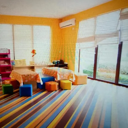 Art Marina Cape-private Host