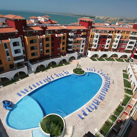 Apartman Art Marina Cape-private Host