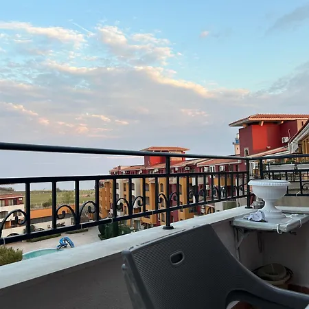 Art Marina Cape-private Host Ravda