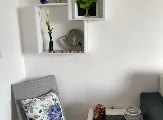 Art Marina Cape-private Host *