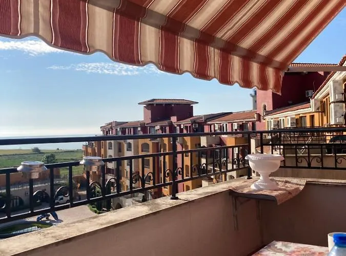 Art Marina Cape-private Host * Ravda