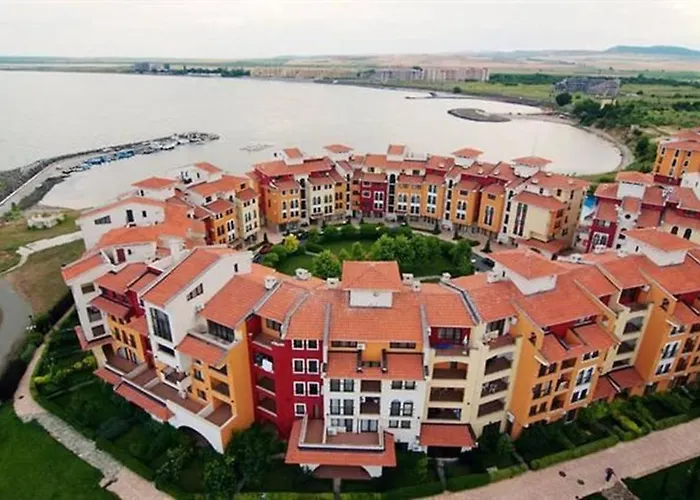 Appartamento Art Marina Cape-private Host Ravda